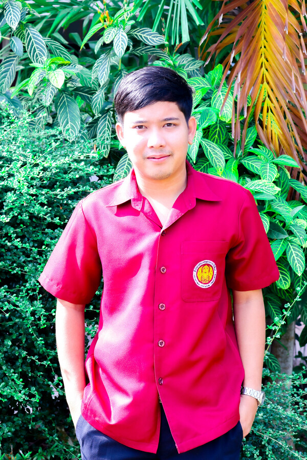 นายธนกร หนูแสง