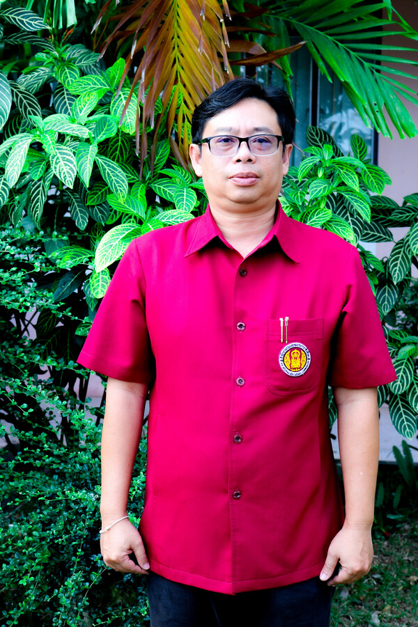 นายธารารัตน์ สันตรัตติ